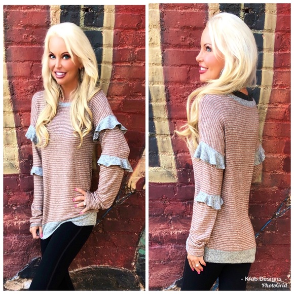 Tops - 🛍Ruffled Striped Oversized Tunic Top! So Soft!